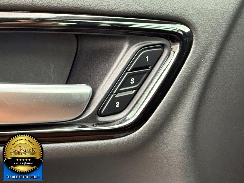 Dodge Durango Vehicle Full-screen Gallery Image 27