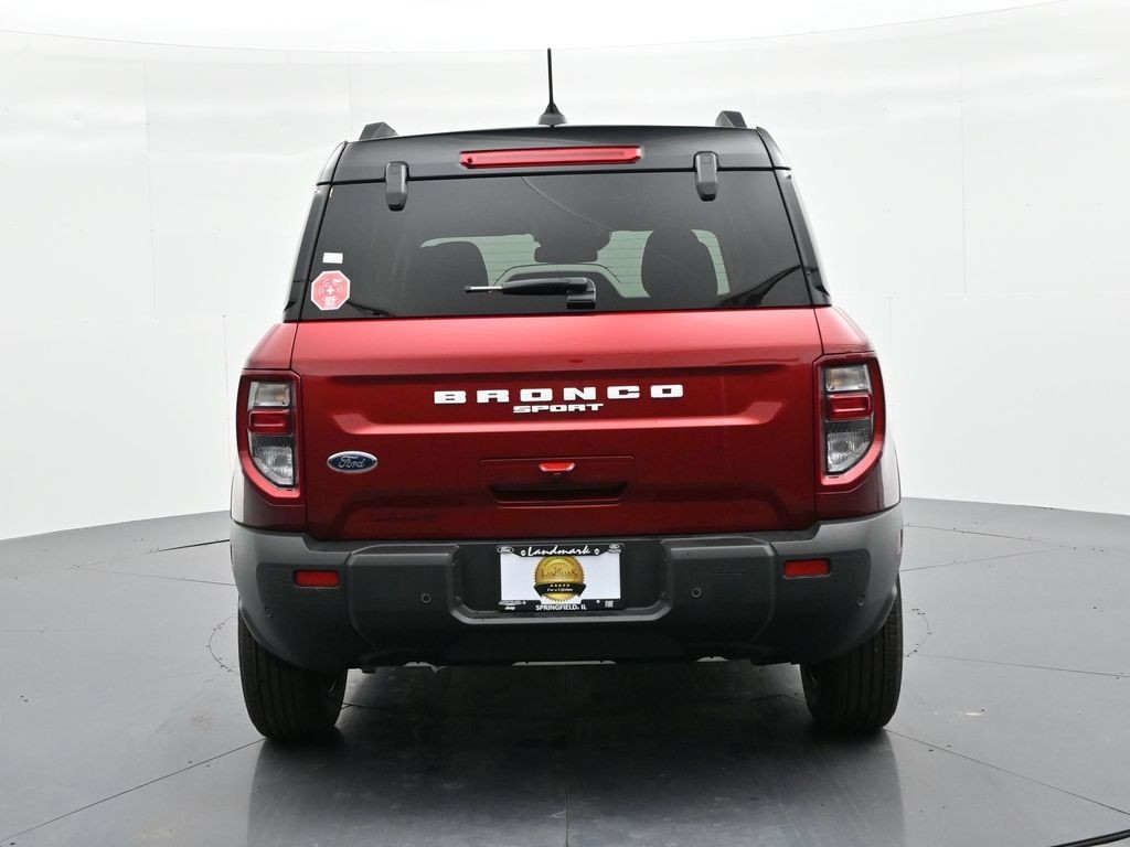 Ford Bronco Sport Vehicle Full-screen Gallery Image 7