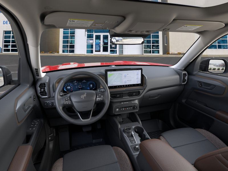 Ford Bronco Sport Vehicle Full-screen Gallery Image 9