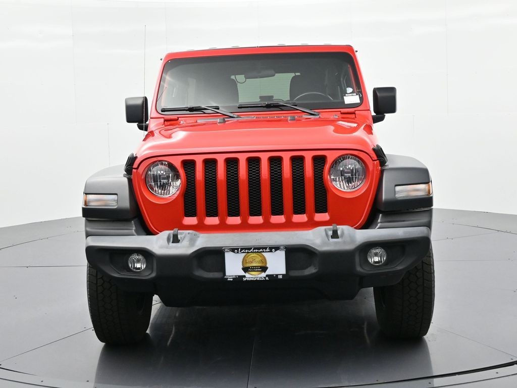 Jeep Wrangler Unlimited Vehicle Full-screen Gallery Image 3
