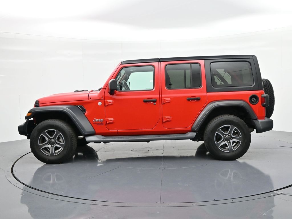 Jeep Wrangler Unlimited Vehicle Full-screen Gallery Image 9