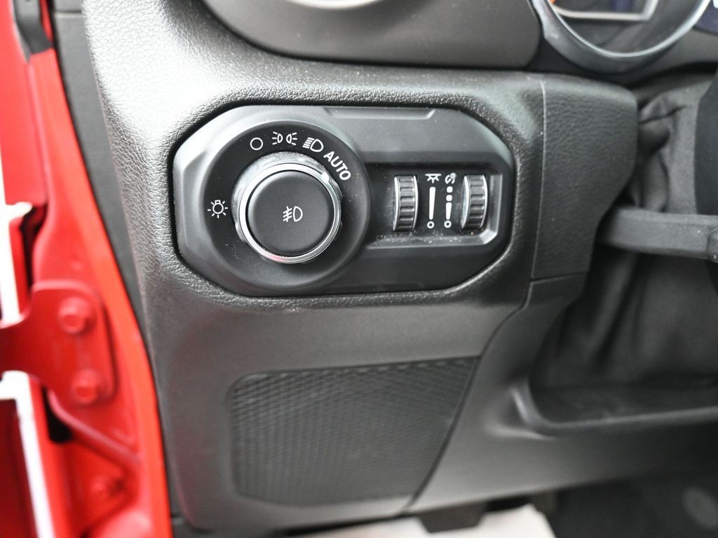 Jeep Wrangler Unlimited Vehicle Full-screen Gallery Image 14