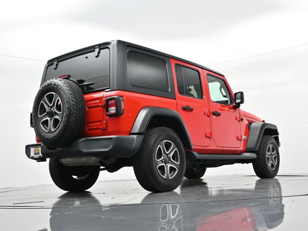 Jeep Wrangler Unlimited Vehicle Full-screen Gallery Image 21
