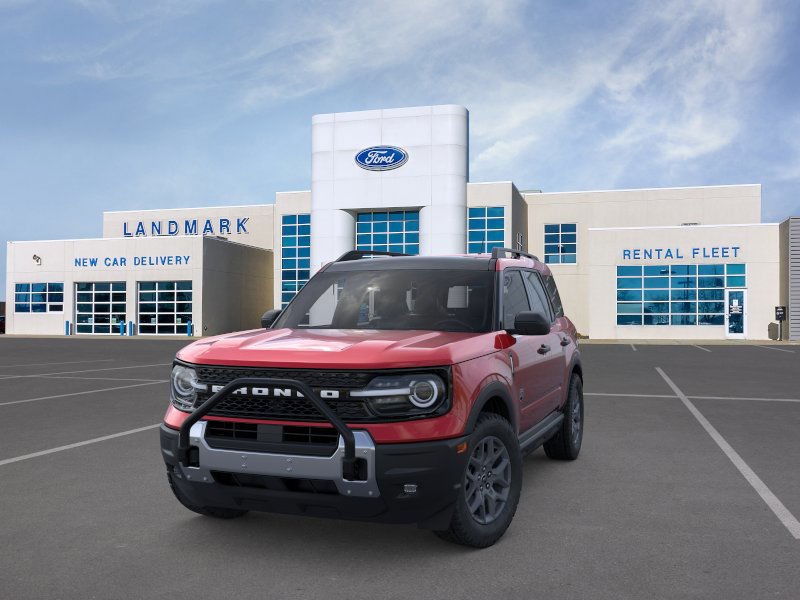 Ford Bronco Sport Vehicle Full-screen Gallery Image 2