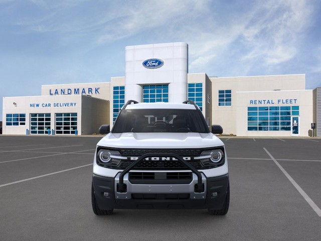 Ford Bronco Sport Vehicle Full-screen Gallery Image 6