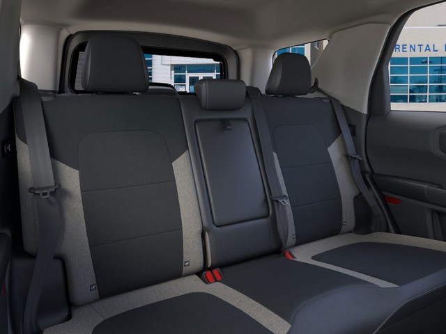 Ford Bronco Sport Vehicle Full-screen Gallery Image 11