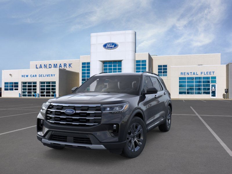 Ford Explorer Vehicle Full-screen Gallery Image 2
