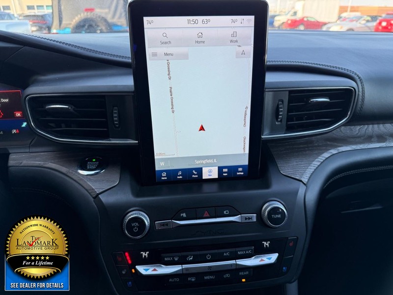 Ford Explorer Vehicle Full-screen Gallery Image 21