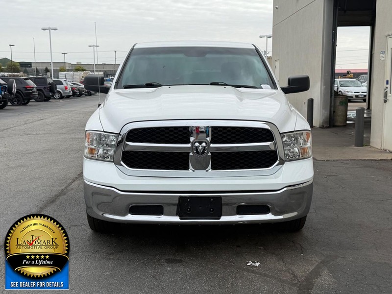 Ram 1500 Vehicle Full-screen Gallery Image 4