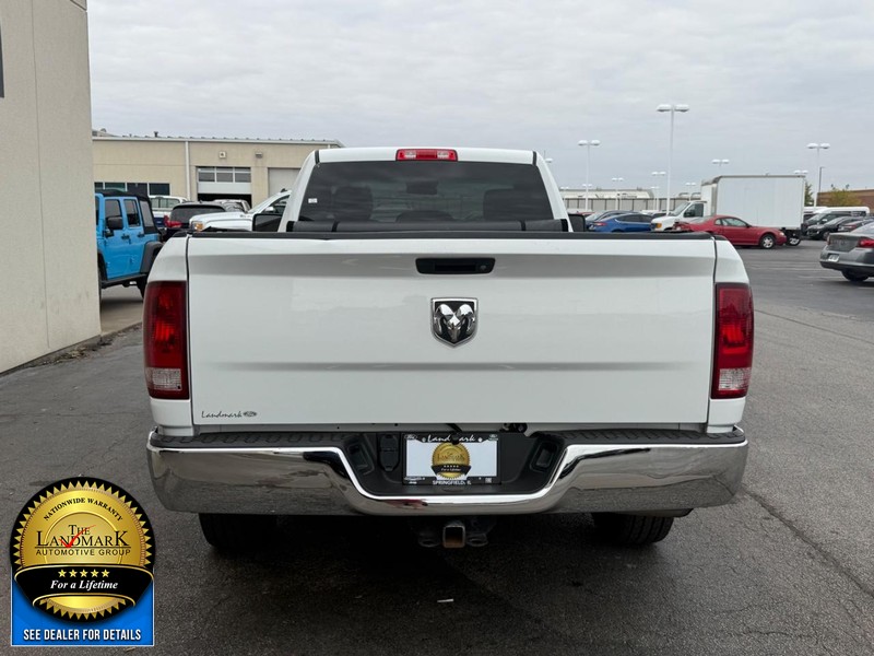 Ram 1500 Vehicle Full-screen Gallery Image 7