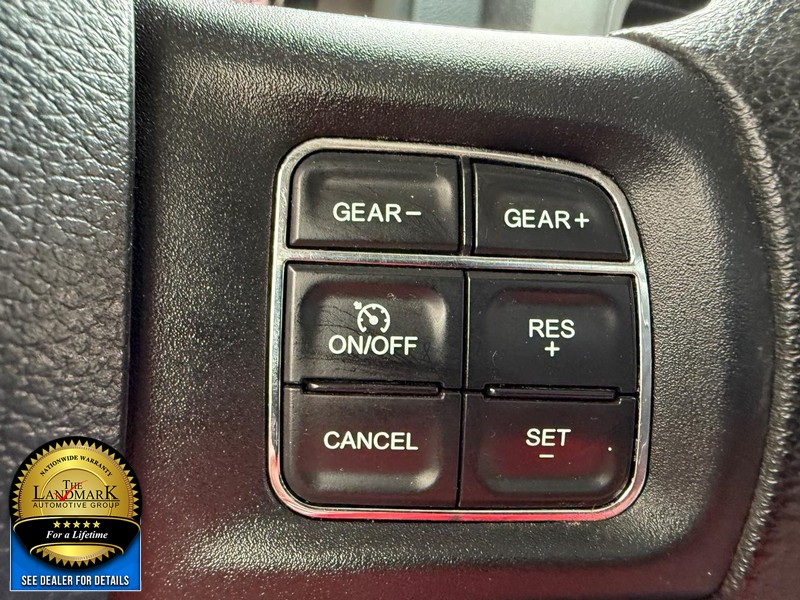 Ram 1500 Vehicle Full-screen Gallery Image 11