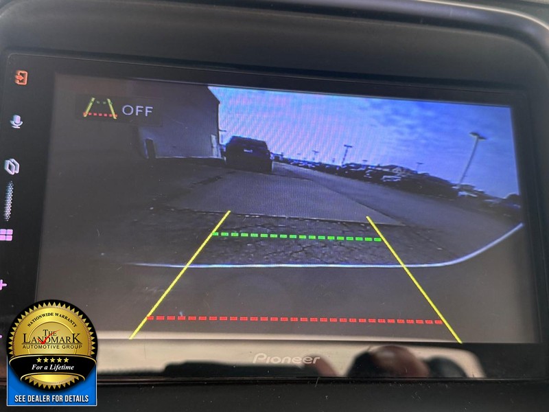 Ram 1500 Vehicle Full-screen Gallery Image 13