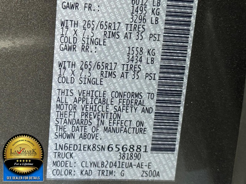 Nissan Frontier Vehicle Full-screen Gallery Image 20