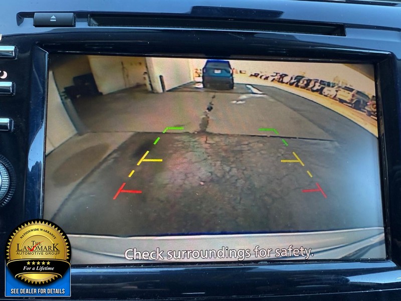 Nissan Murano Vehicle Full-screen Gallery Image 13