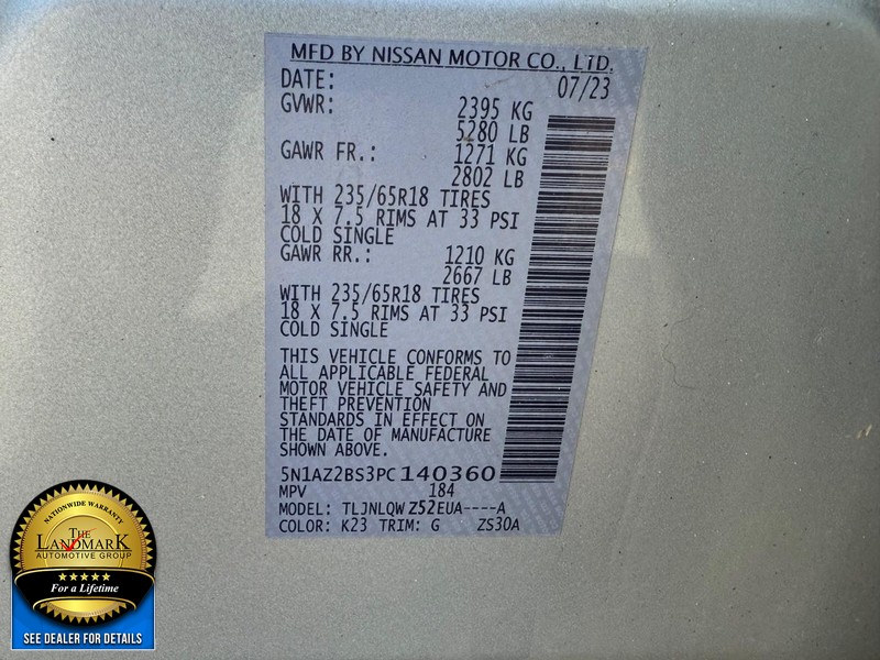 Nissan Murano Vehicle Full-screen Gallery Image 21