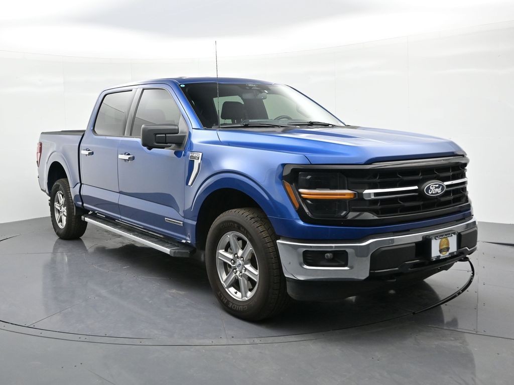 Ford F-150 Vehicle Full-screen Gallery Image 4