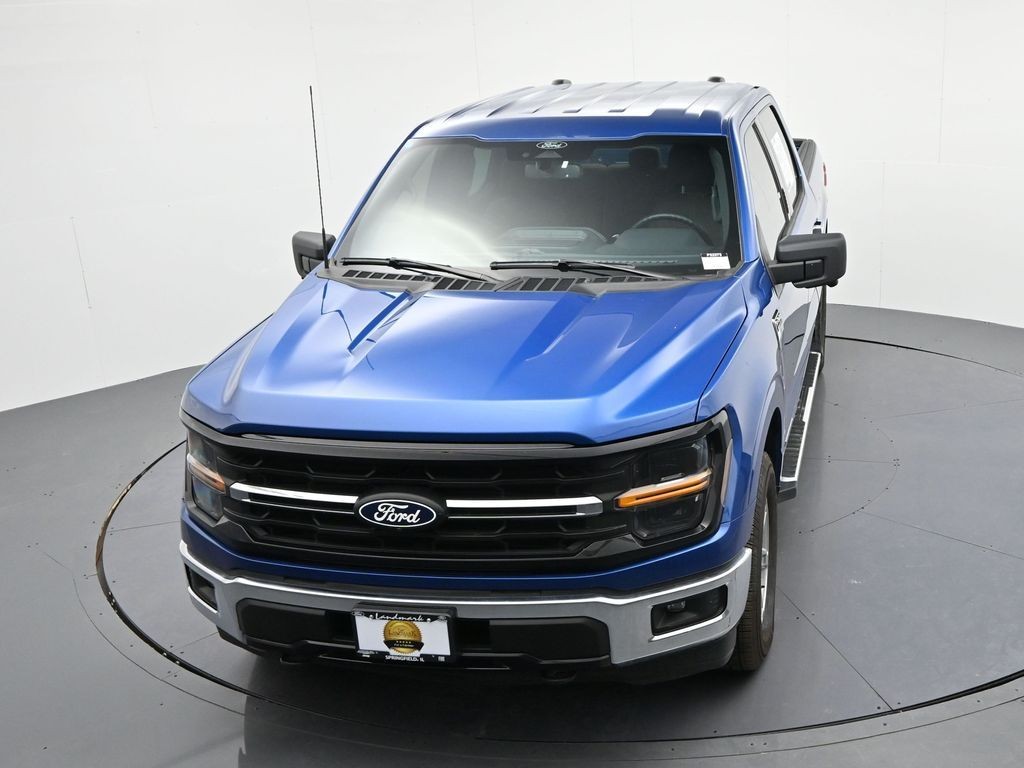 Ford F-150 Vehicle Full-screen Gallery Image 19