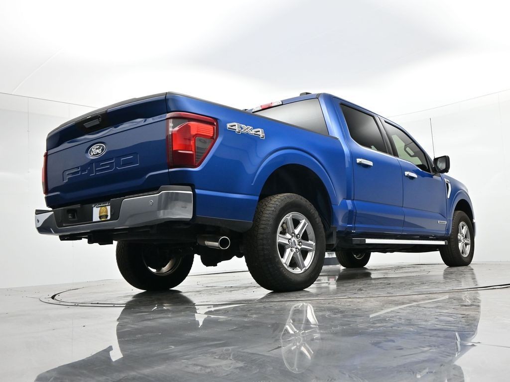Ford F-150 Vehicle Full-screen Gallery Image 24