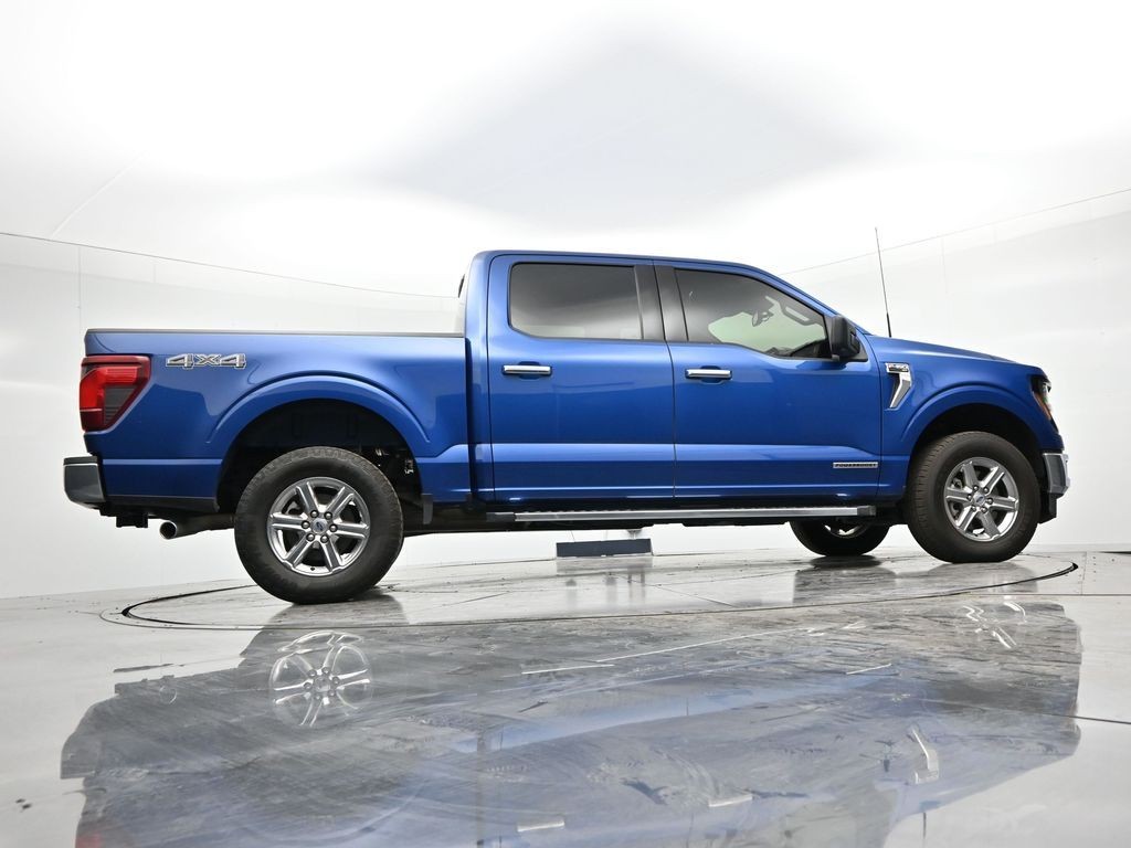 Ford F-150 Vehicle Full-screen Gallery Image 25