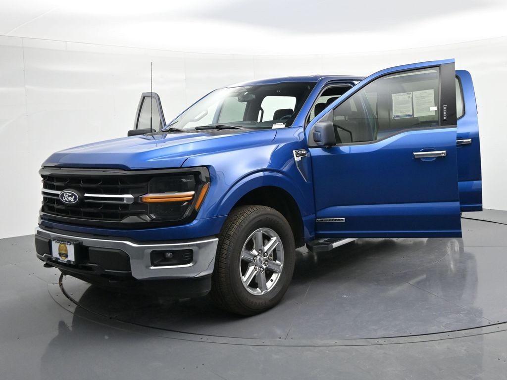 Ford F-150 Vehicle Full-screen Gallery Image 28