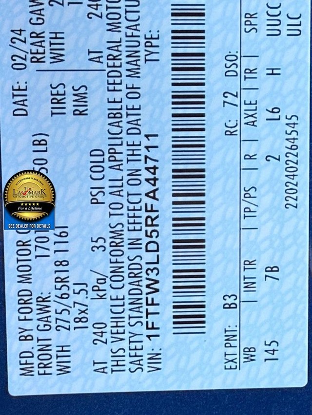 Ford F-150 Vehicle Full-screen Gallery Image 21