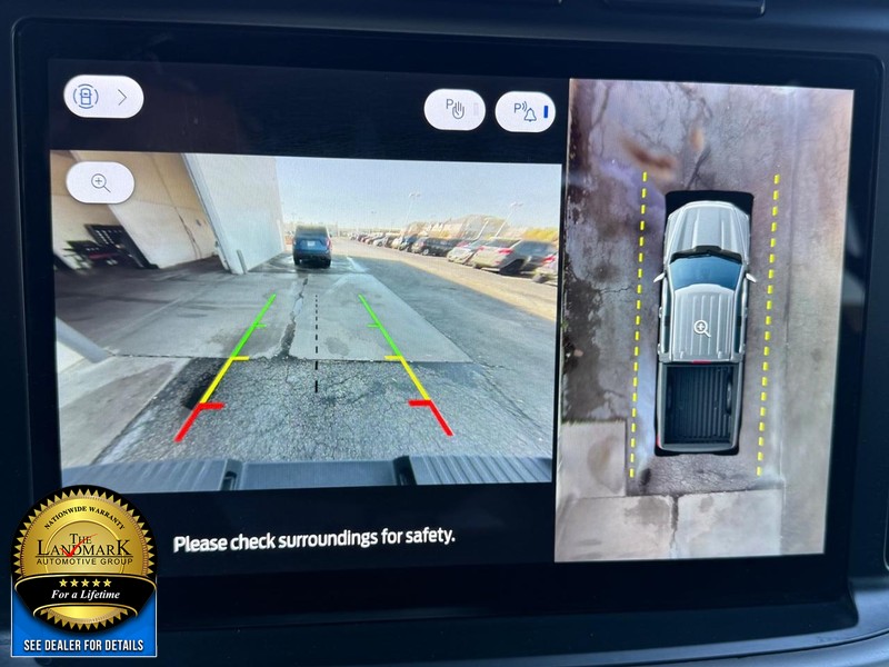 Ford F-150 Vehicle Full-screen Gallery Image 13