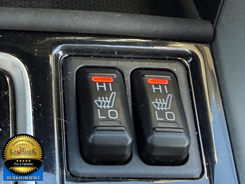 Mitsubishi Eclipse Cross Vehicle Full-screen Gallery Image 14