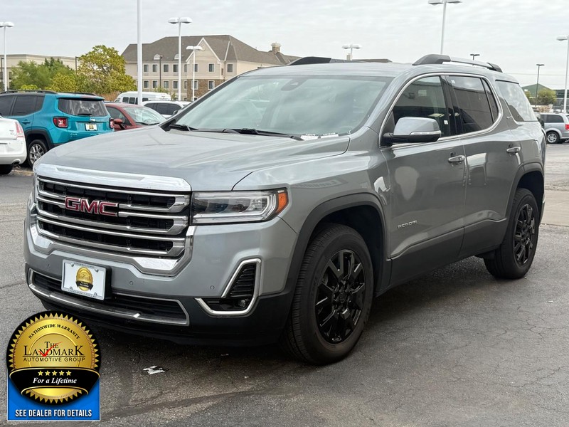 GMC Acadia Vehicle Full-screen Gallery Image 5