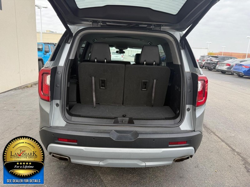 GMC Acadia Vehicle Full-screen Gallery Image 21