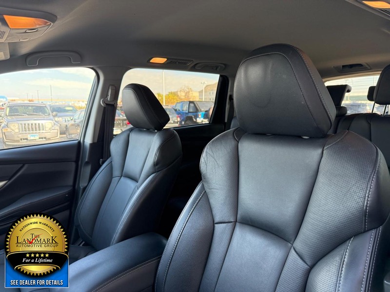Subaru Ascent Vehicle Full-screen Gallery Image 9