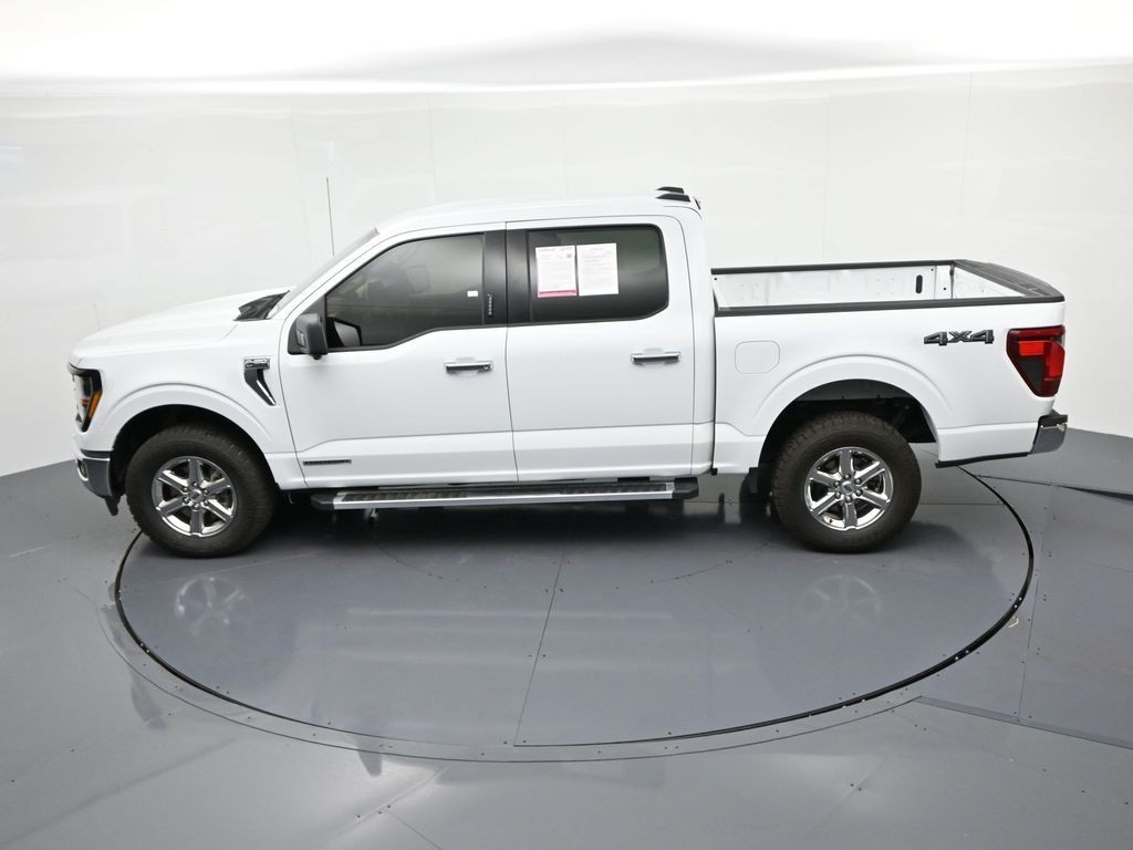 Ford F-150 Vehicle Full-screen Gallery Image 20