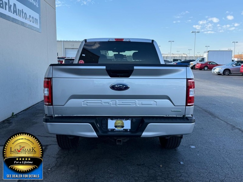 Ford F-150 Vehicle Full-screen Gallery Image 7