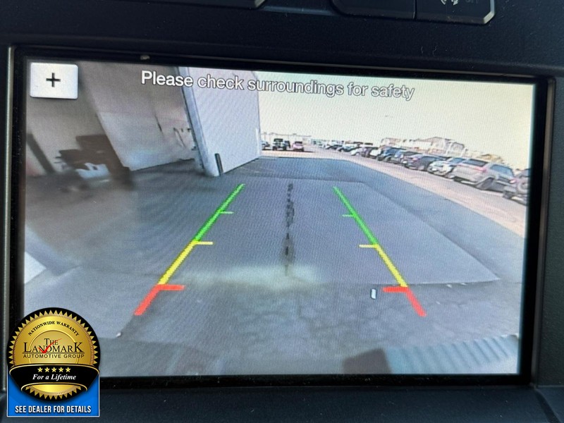 Ford F-150 Vehicle Full-screen Gallery Image 10