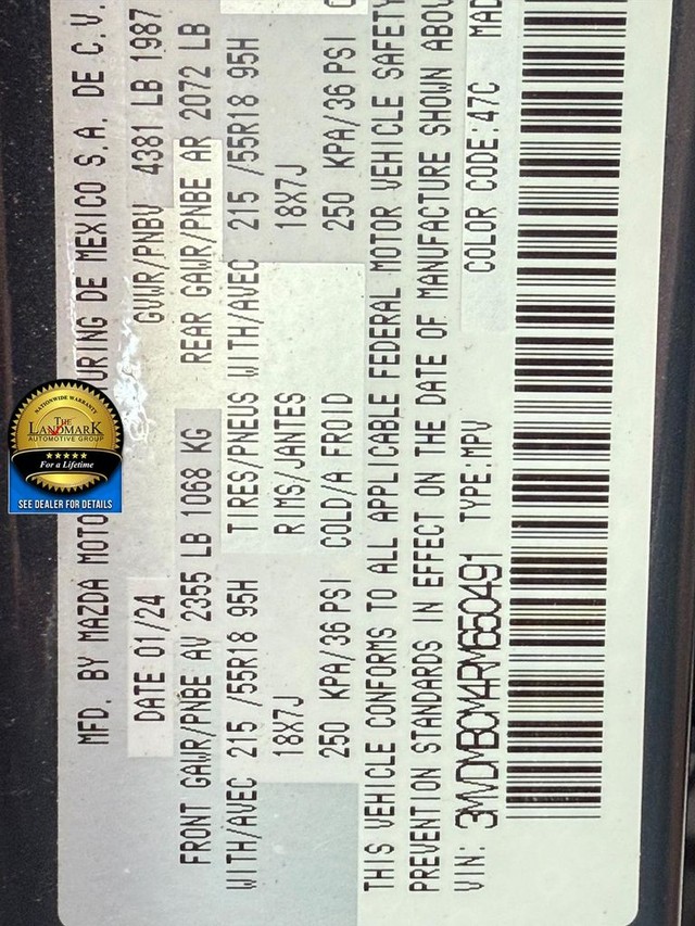 Mazda CX-30 Vehicle Full-screen Gallery Image 21