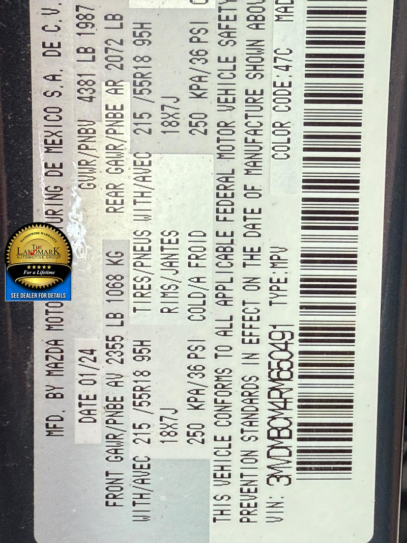 Mazda CX-30 Vehicle Full-screen Gallery Image 21