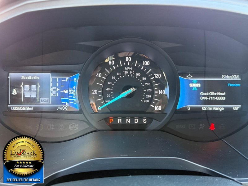 Ford Edge Vehicle Full-screen Gallery Image 12