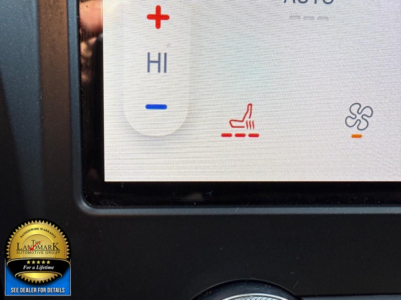 Ford Edge Vehicle Full-screen Gallery Image 14