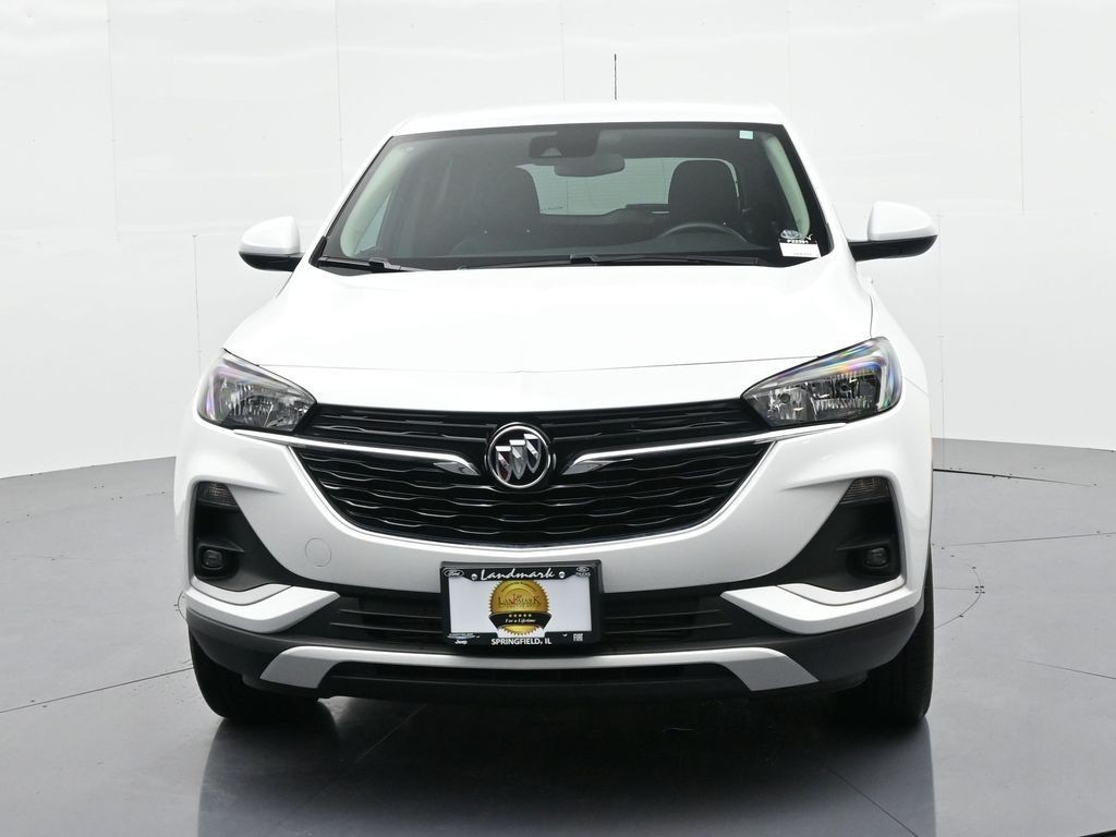 Buick Encore GX Vehicle Full-screen Gallery Image 03