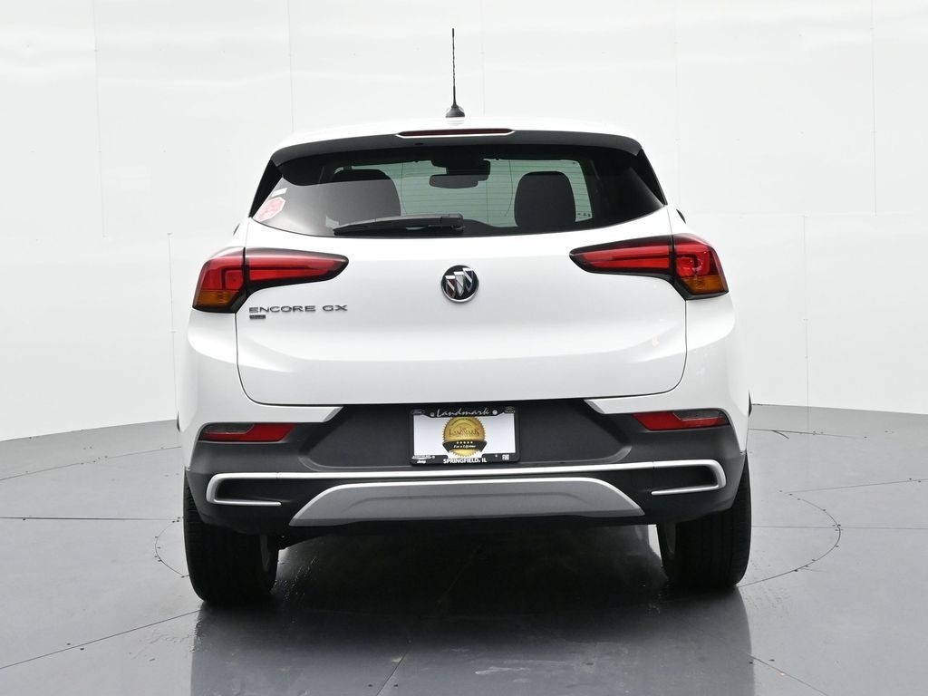 Buick Encore GX Vehicle Full-screen Gallery Image 07
