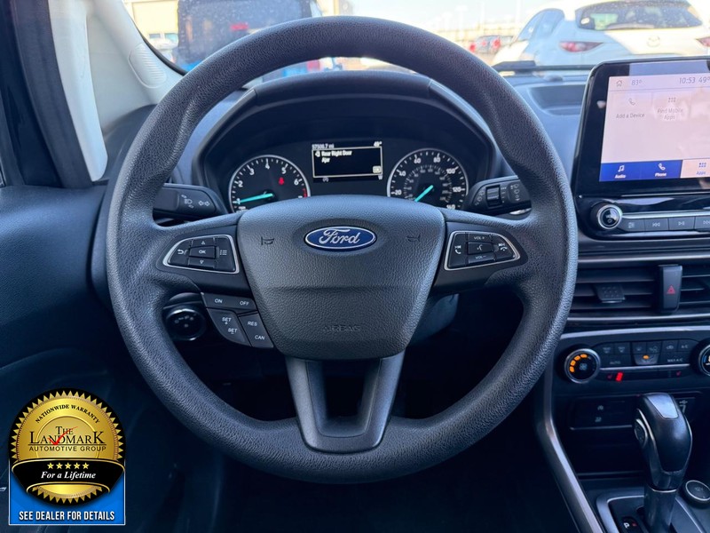 Ford EcoSport Vehicle Full-screen Gallery Image 17