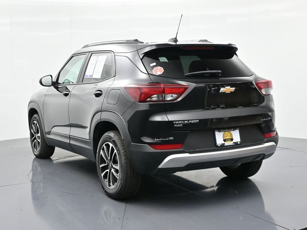 Chevrolet Trailblazer Vehicle Full-screen Gallery Image 8