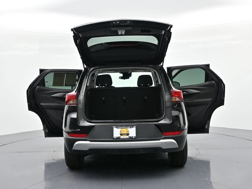 Chevrolet Trailblazer Vehicle Full-screen Gallery Image 27