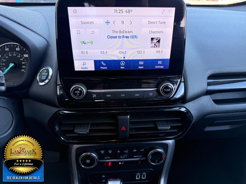 Ford EcoSport Vehicle Full-screen Gallery Image 19