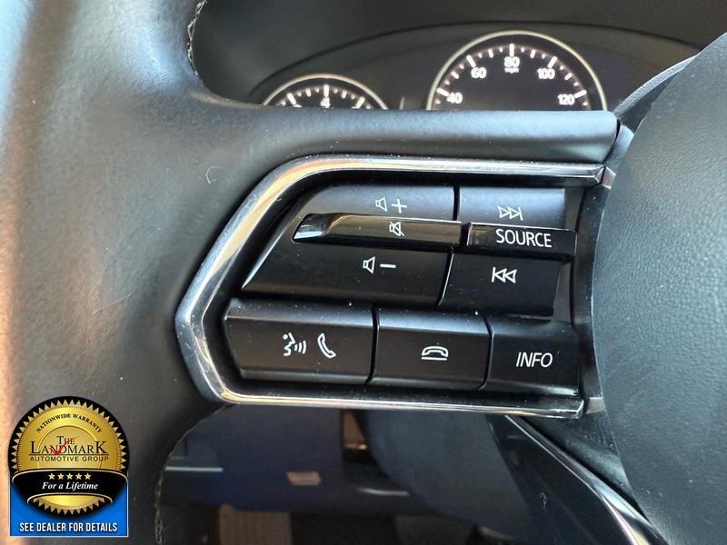 Mazda CX-90 Vehicle Full-screen Gallery Image 10