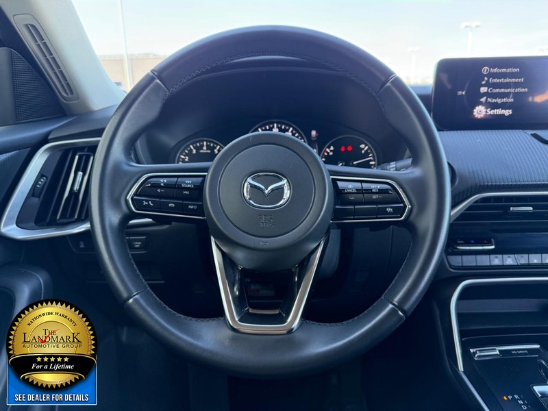 Mazda CX-90 Vehicle Full-screen Gallery Image 18