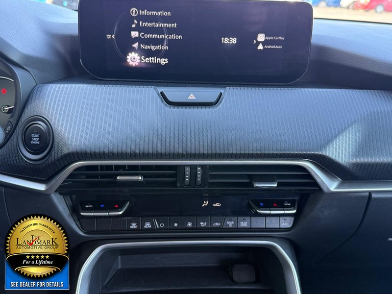 Mazda CX-90 Vehicle Full-screen Gallery Image 19