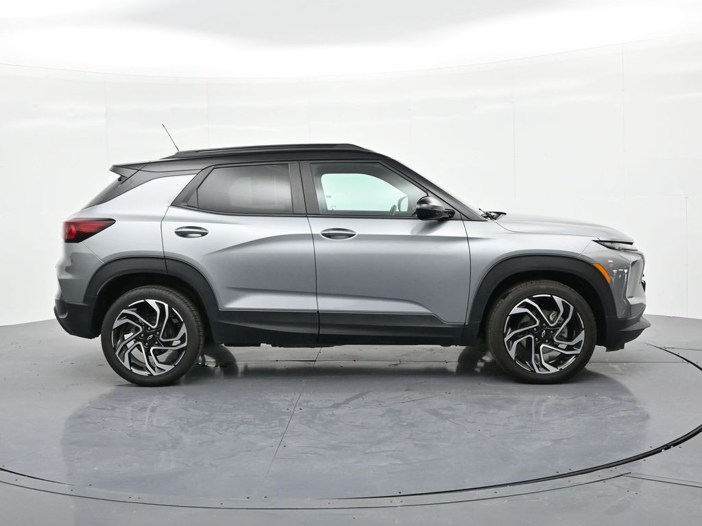 Chevrolet Trailblazer Vehicle Full-screen Gallery Image 5