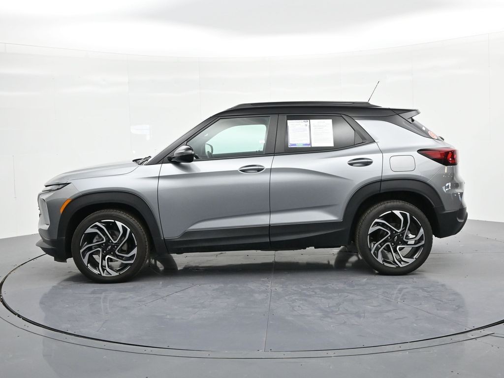 Chevrolet Trailblazer Vehicle Full-screen Gallery Image 9