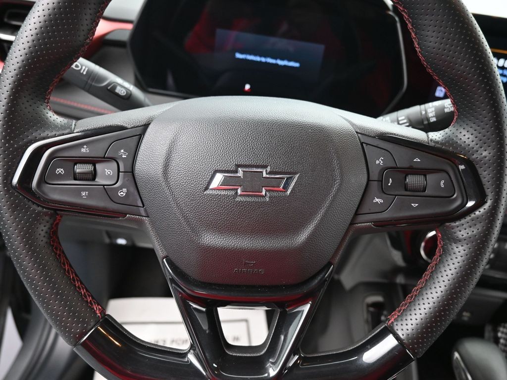 Chevrolet Trailblazer Vehicle Full-screen Gallery Image 12