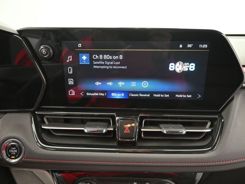 Chevrolet Trailblazer Vehicle Full-screen Gallery Image 13